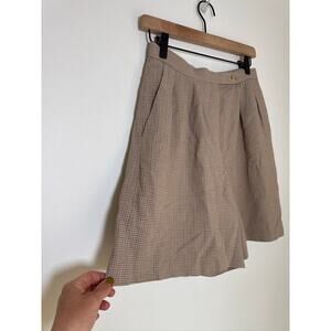 Liz Claiborne Petite Plaid Pleated Rayon Skirt in Beige
